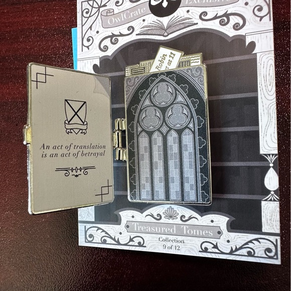 Owlcrate Treasured Tomes Enamel Pin Collection: Babel - Picture 3 of 4
